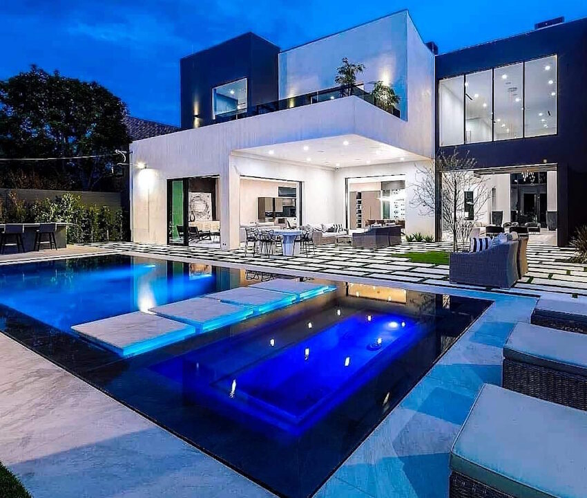 Swimming Pool Contractor