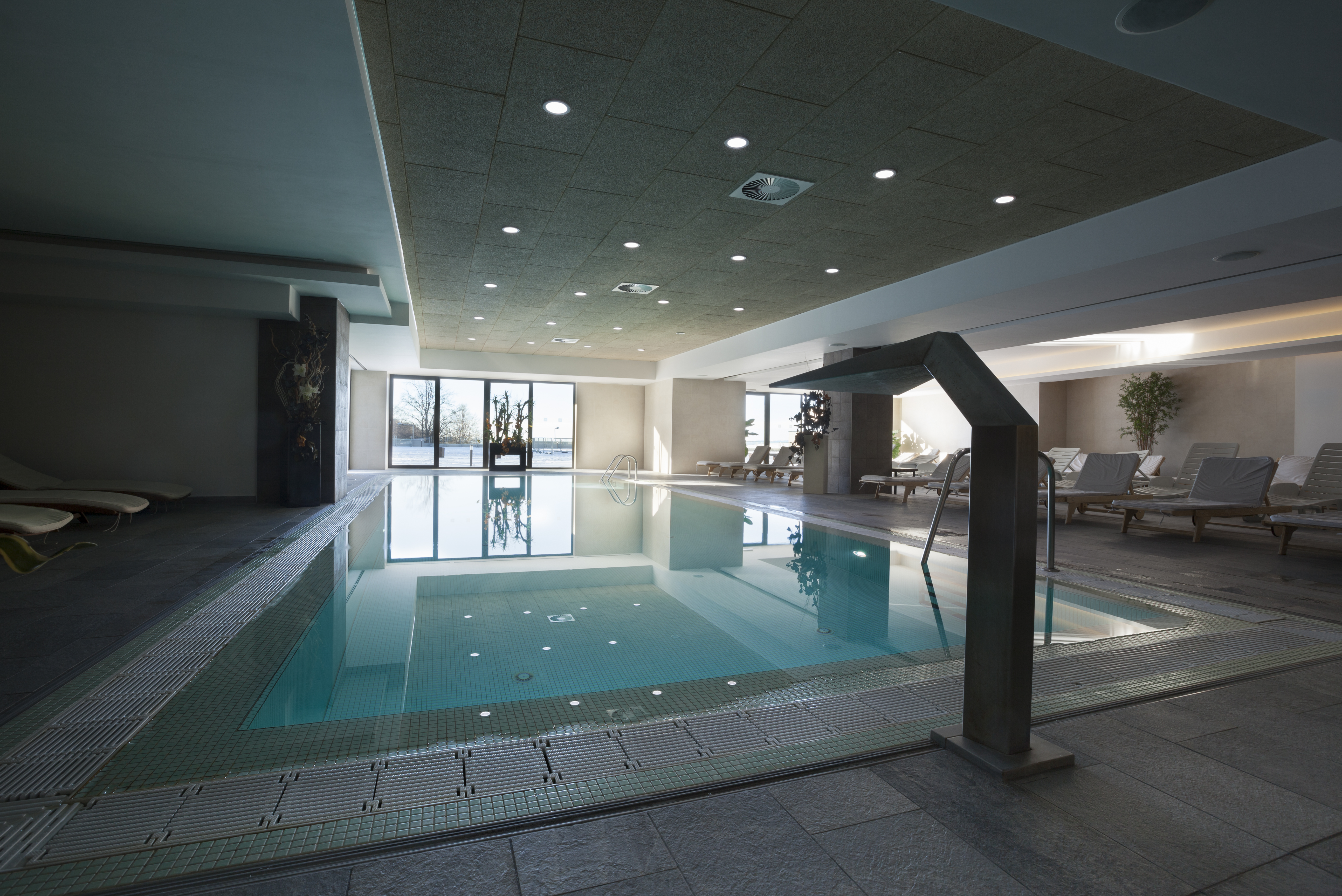 Swimming Pool Repair